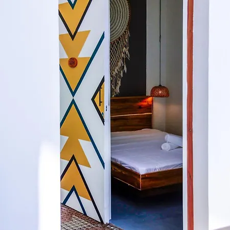 Sip Sunset Hostel And Lounge El Nido Exterior photo