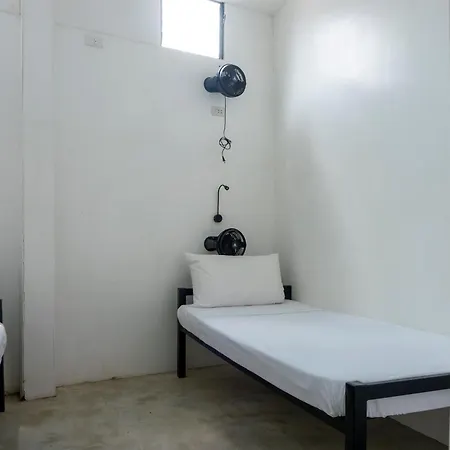 Sip Sunset Hostel And Lounge El Nido Exterior photo