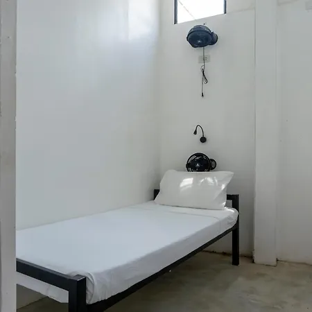 Sip Sunset Hostel And Lounge El Nido Exterior photo