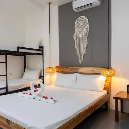 Sip Sunset Hostel And Lounge El Nido Exterior photo