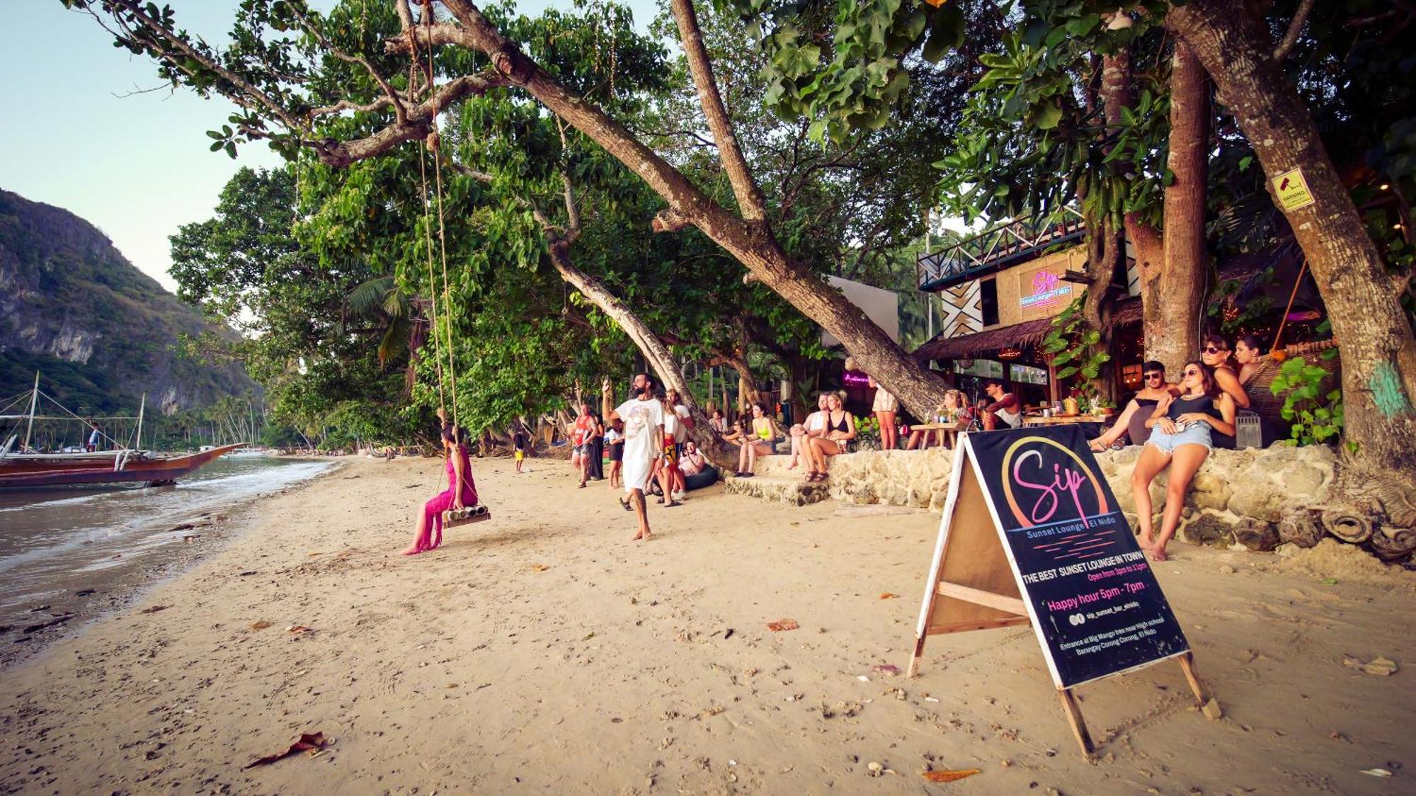Sip Sunset And Lounge El Nido