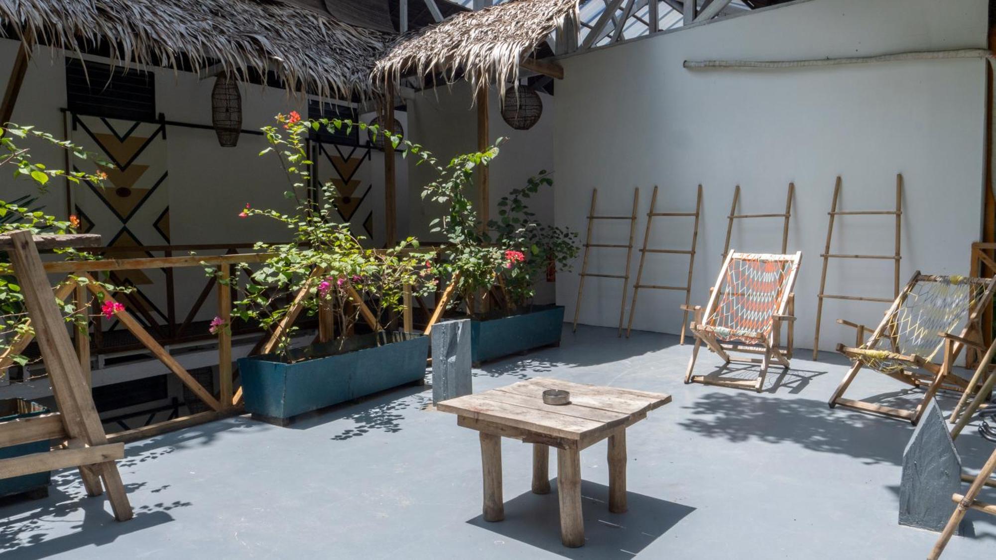 Hostel Sip Sunset And Lounge